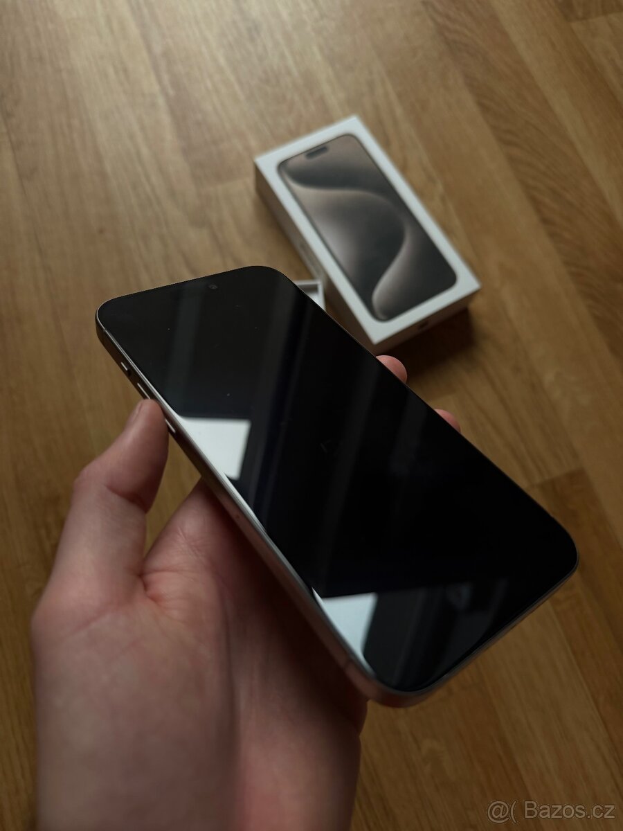 Apple iPhone 15 Pro Max 512GB přírodní - 8