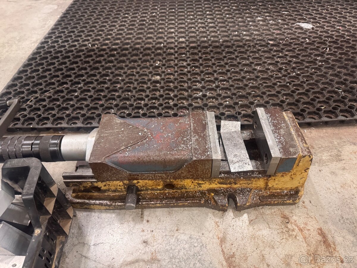 Cnc soustruh+ cnc frézy + pila + vybaveni - 8