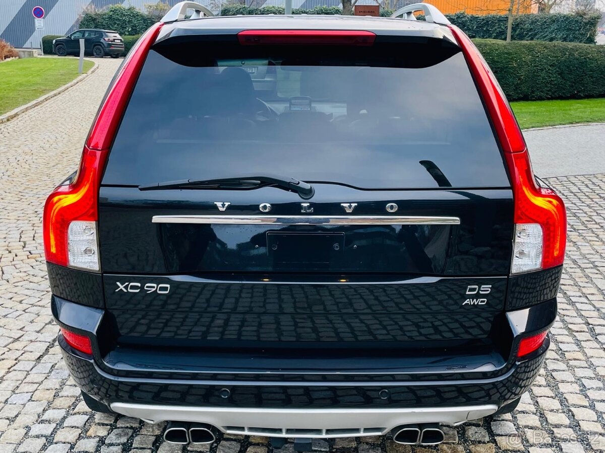 Volvo XC90 2.4 D5 4x4 AUTOMAT R-DESIGN FACELIFT NEZÁVISLE T. - 8