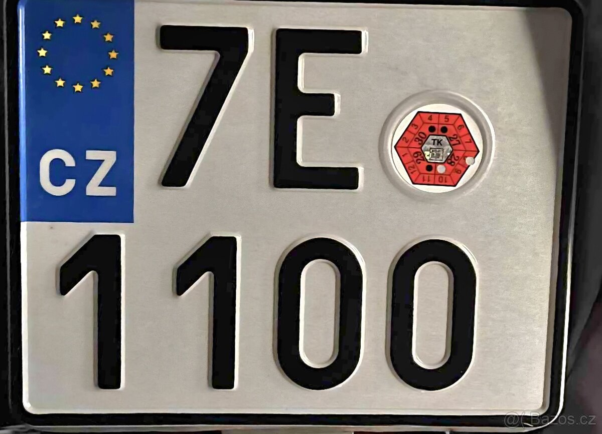 Harley Davidson Sportster XL 883 Custom 2003 - 8