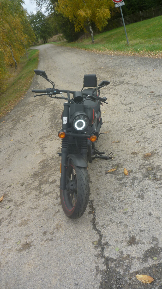 UM Motorcycles Renegade Vegas 125 - 8