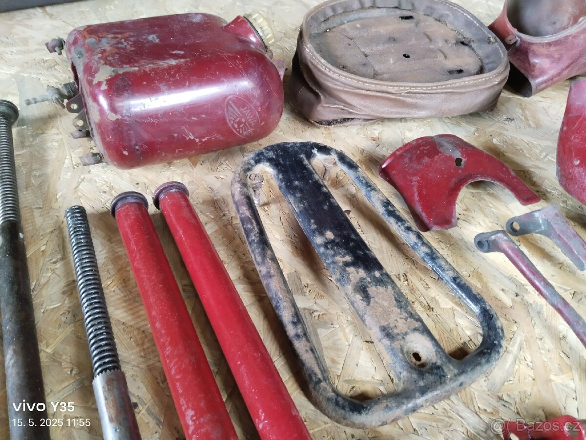 Jawa 550 pařez a 555 pionýr díly - 8