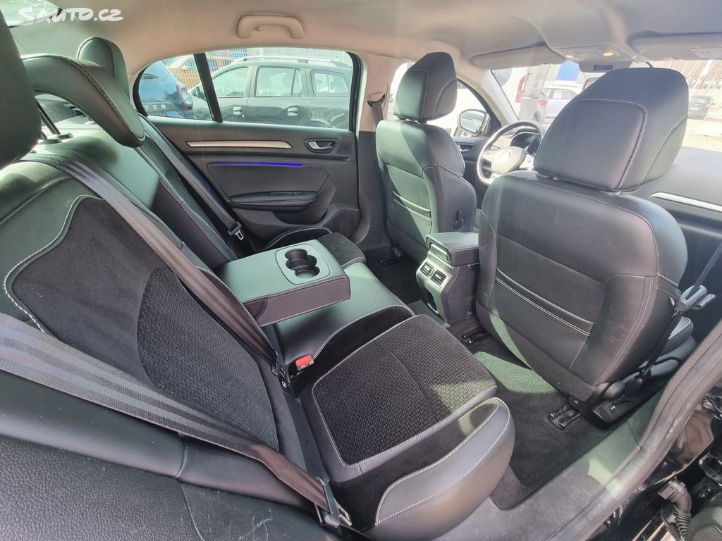 Renault Mégane, GrandCoupé 1.3 TCe 115 - 8