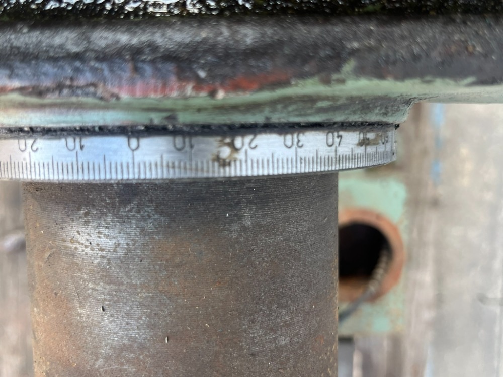 137. Sloupová vrtačka NK 203 - 8