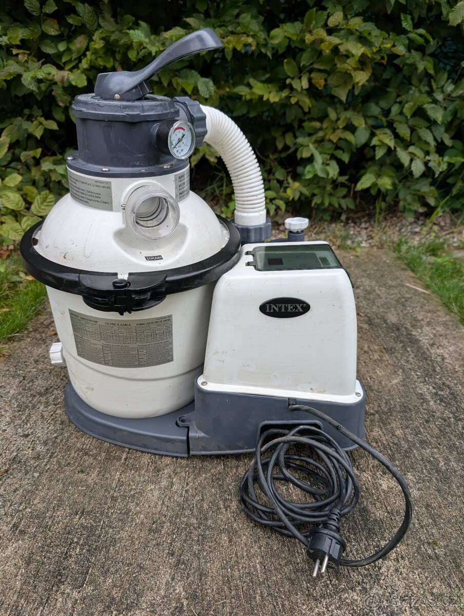 Bazén s filtrací a tepelým čerpadlem - 8