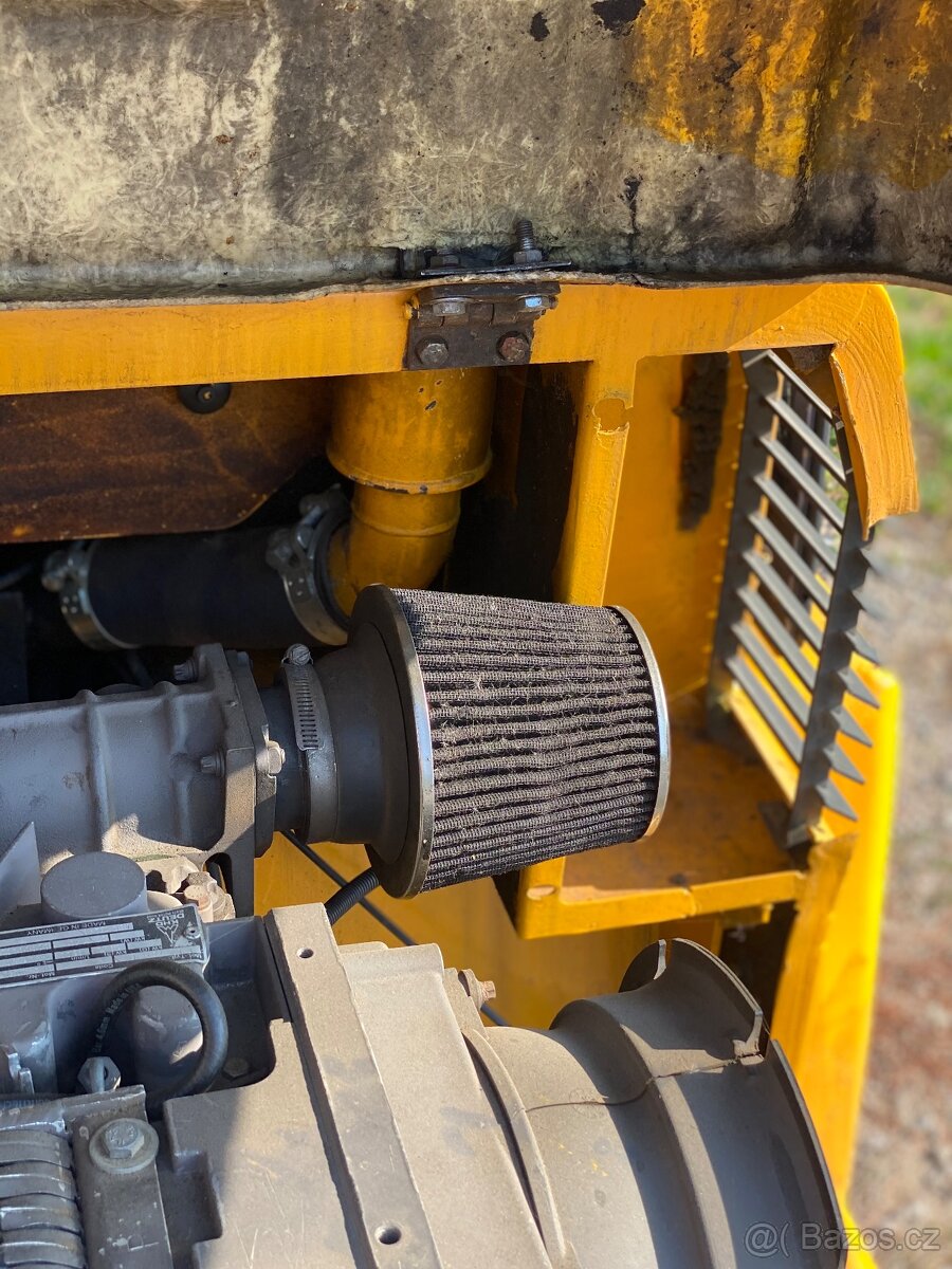 Kolový nakladač - 8