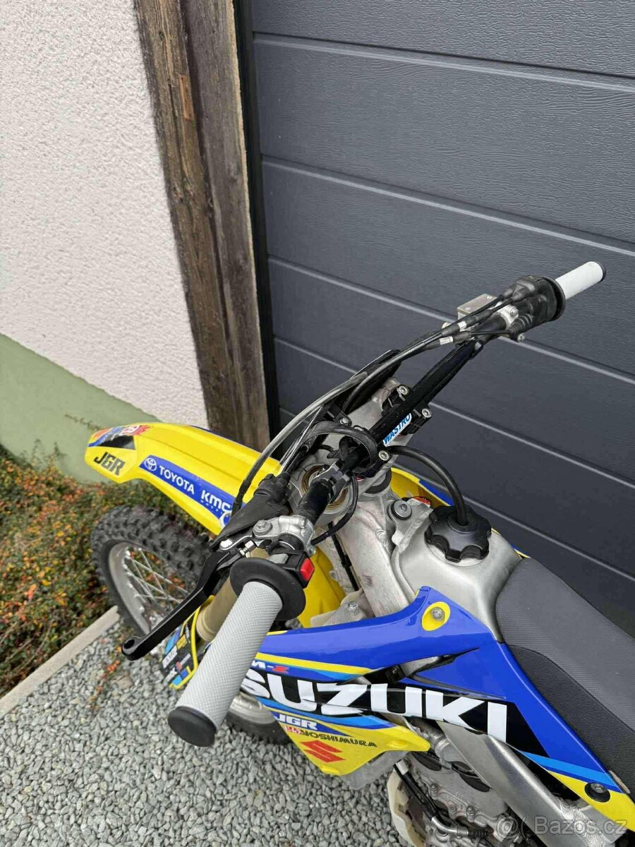 Suzuki rmz 250 - 8