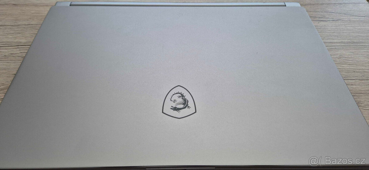 MSI Creator 4k i7-RTX2060 2xSSD - 8