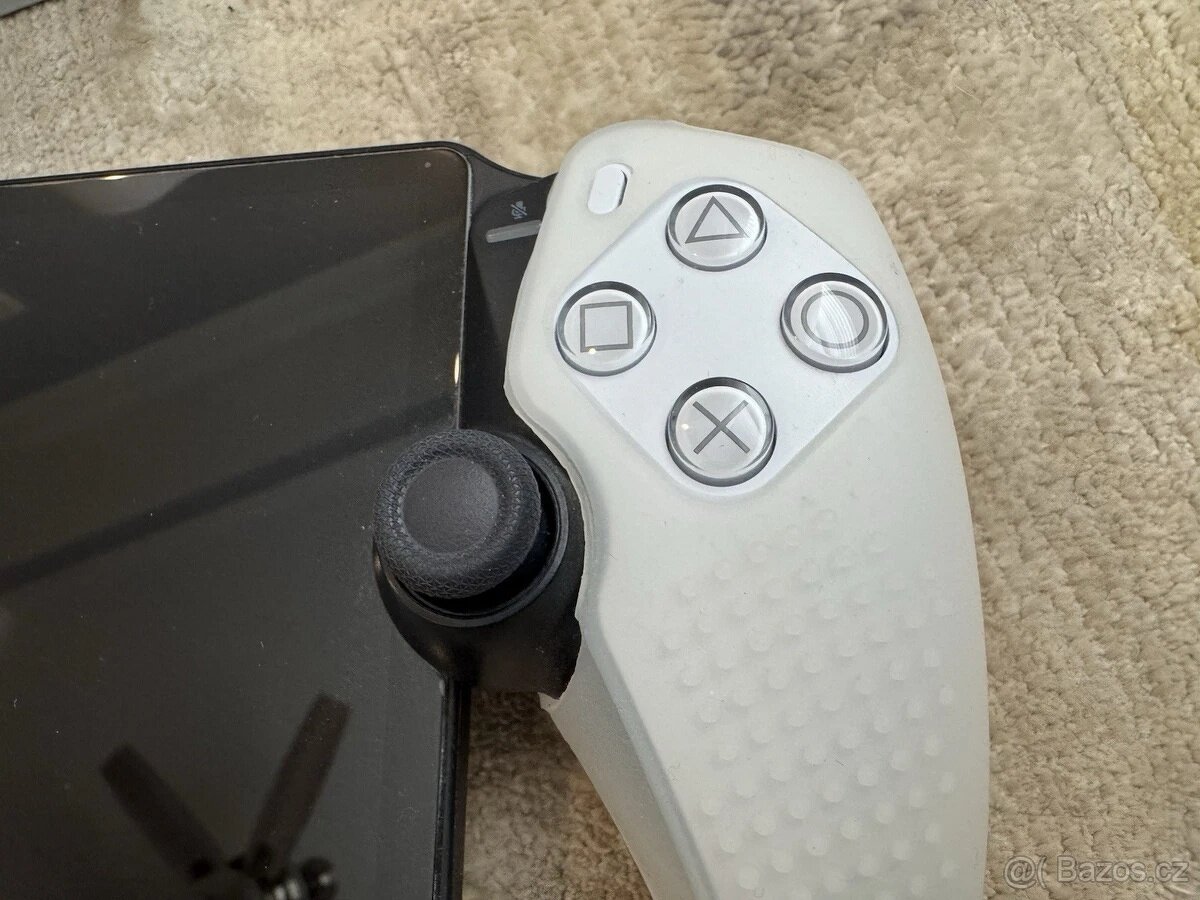 PlayStation portál s příslušenstvím - 8