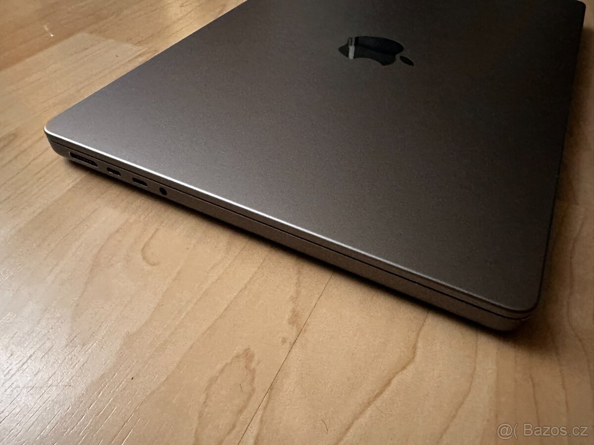 MacBook Pro 14" M1 Pro (2021) - 16GB/512GB - 8