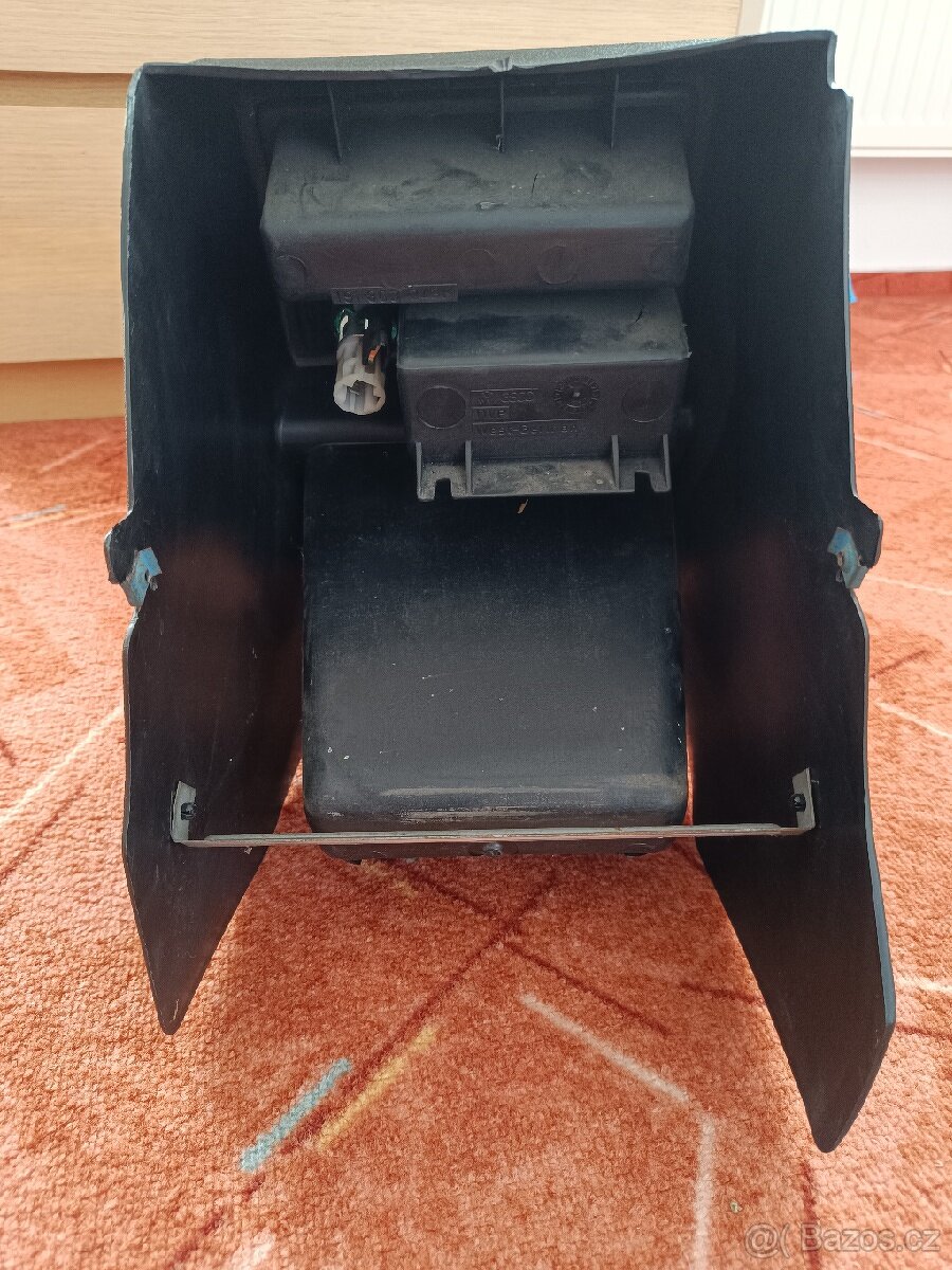 VW Golf 2 - originál původní středový panel - 8