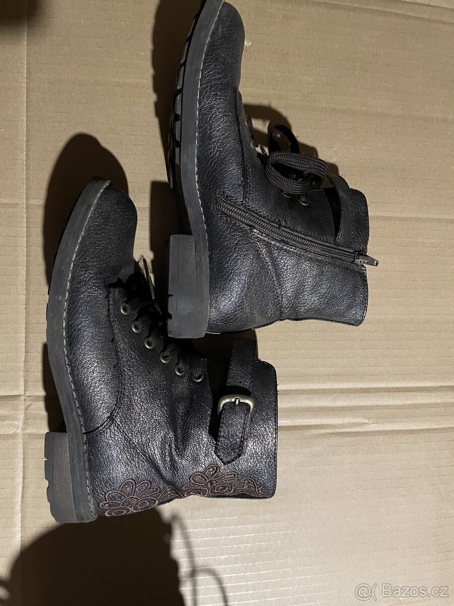 Různé druhy bot-vel. 35-36 - 8