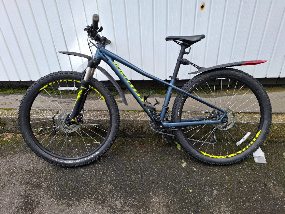 Horské kolo Specialized 27,5 S - 8