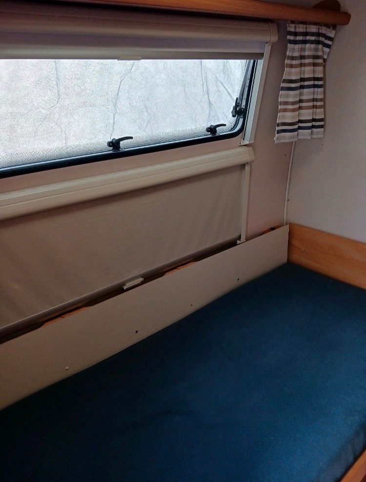 Karavan Fendt Saphir 410 Mover 2009 - 8