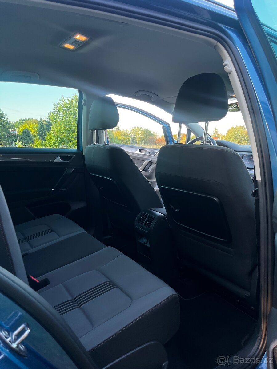 VW Golf Sportsvan 1.6 TDI DSG - 8