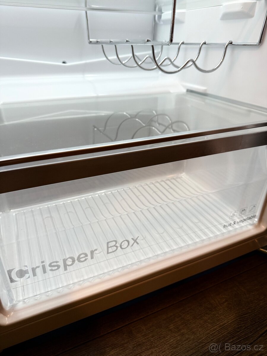 Lednice s mrazákem - 8