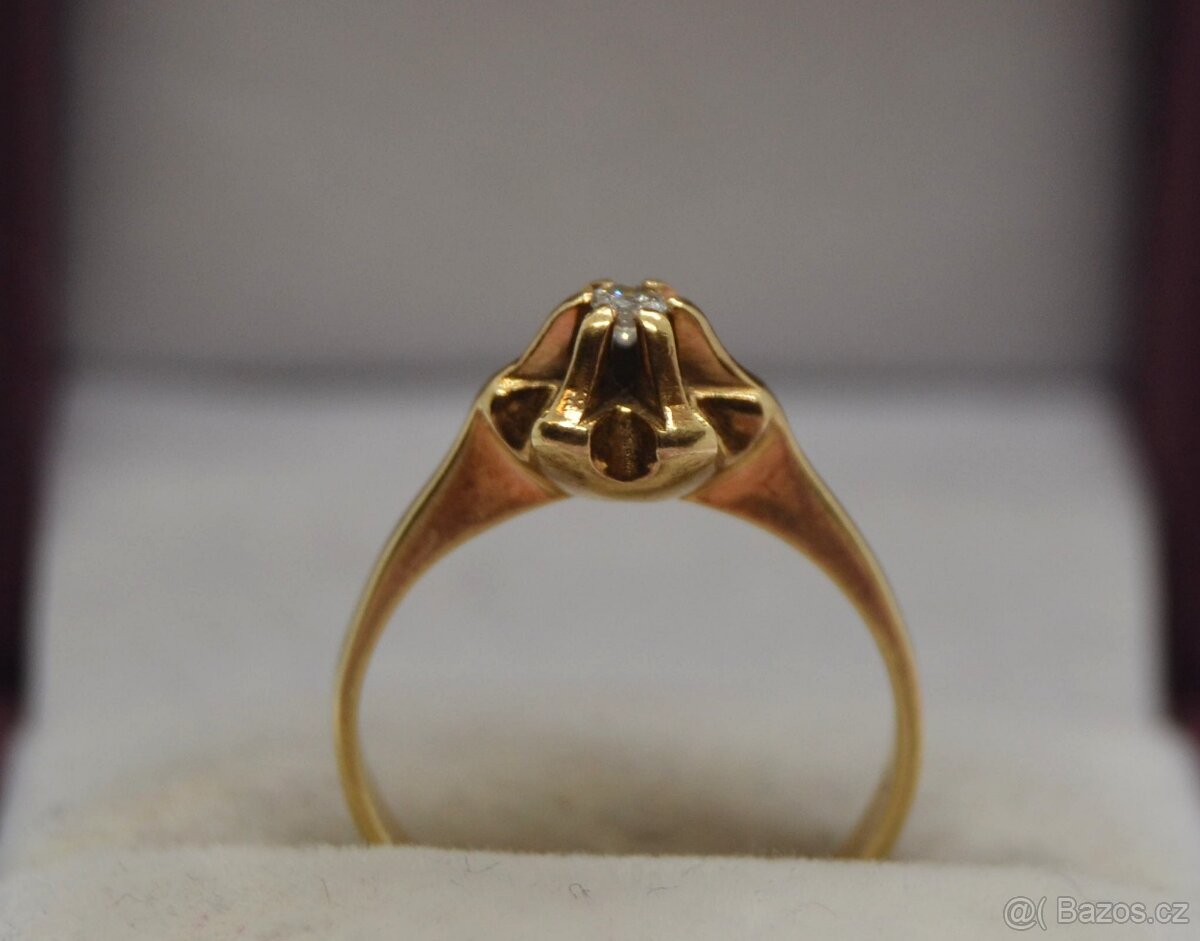 Zlatý prsten s briliantem - 8