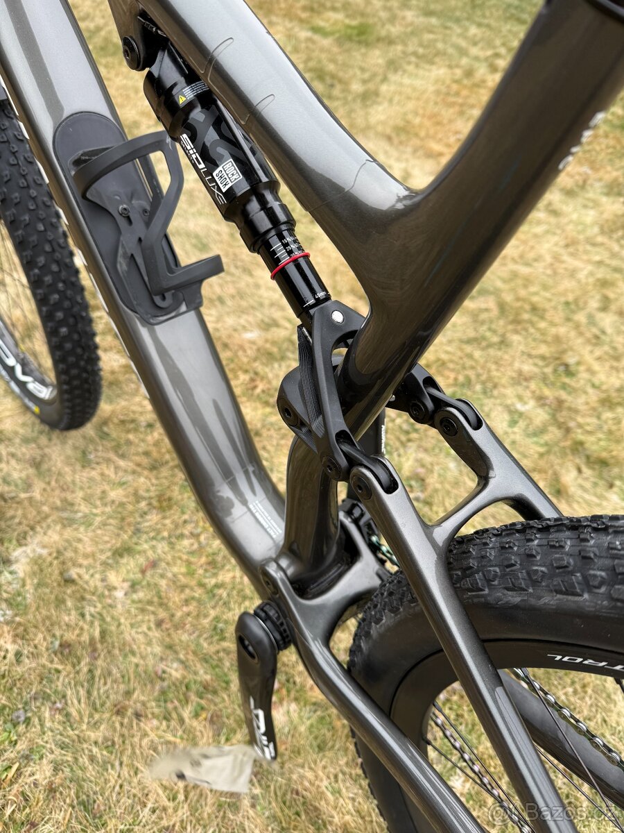 Specialized EPIC 8_Sram X01 AXS - 8