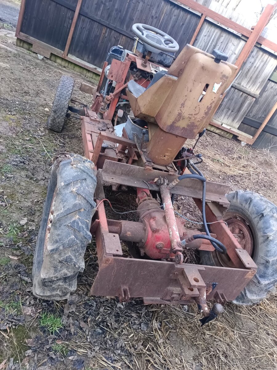 Traktor, malotraktor- domácí výroba motor octavia - 8