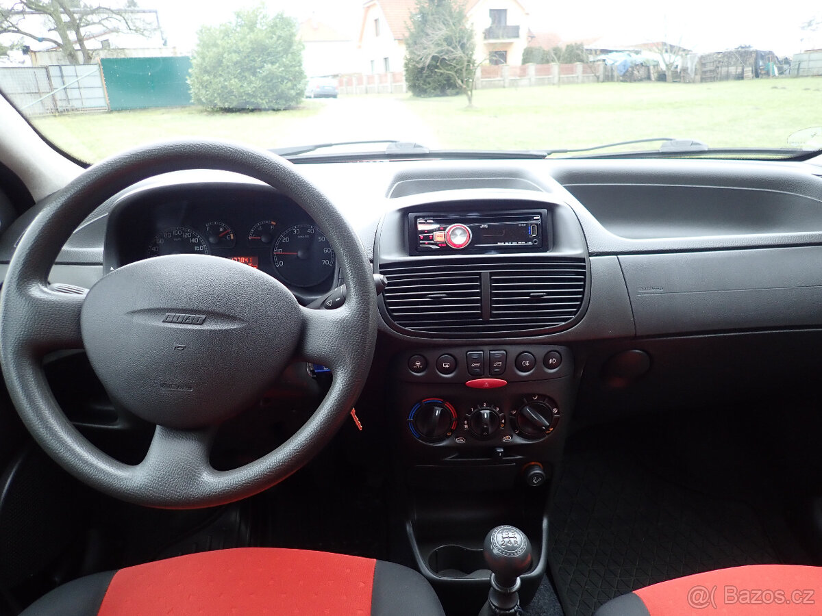 Fiat Punto - 8