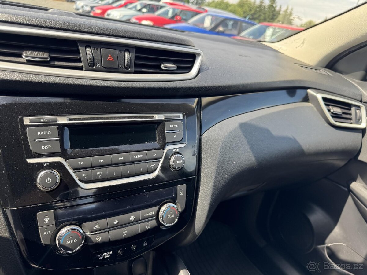 Nissan Qashqai 1.6 DIG-T, 66 tis km,1.Majitel - 8