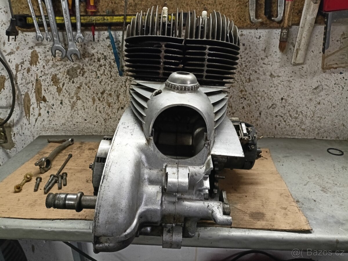 Jawa 350 354 motor - 8