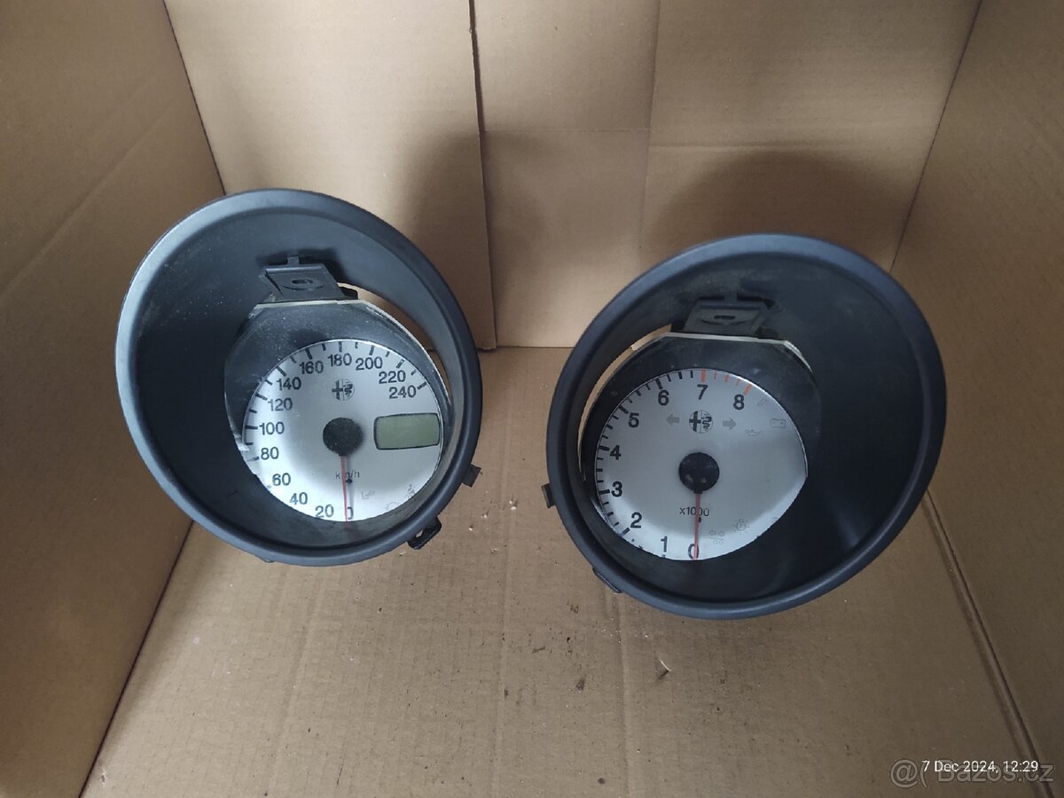 Alfa Romeo 156 - zbytek dílů - 8