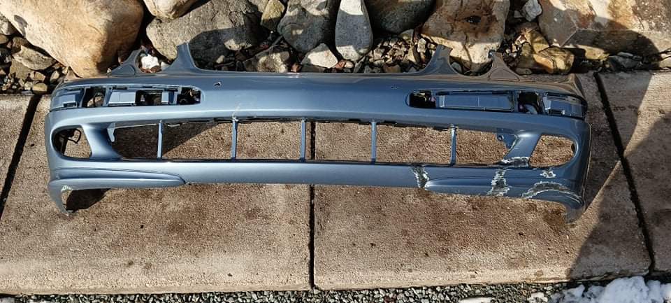 Mercedes E w211 nárazník awantgarde - 8