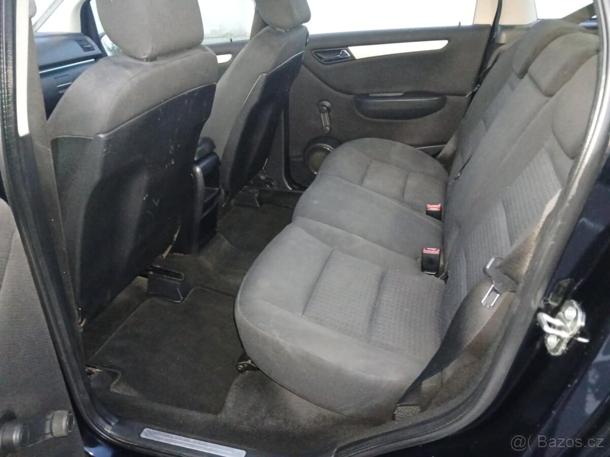 Mercedes Benz 180 cdi - 8