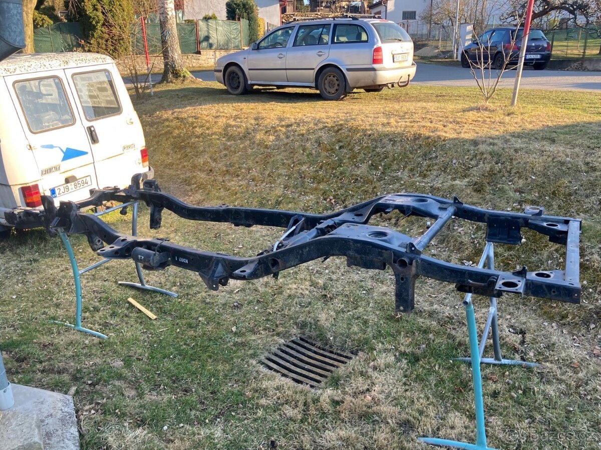 Rám Opel Frontera A sport - 8