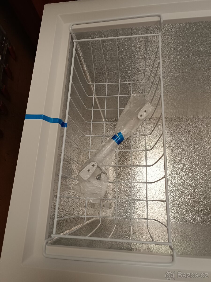 Nový pultový mrazák METRO 400 L - 8