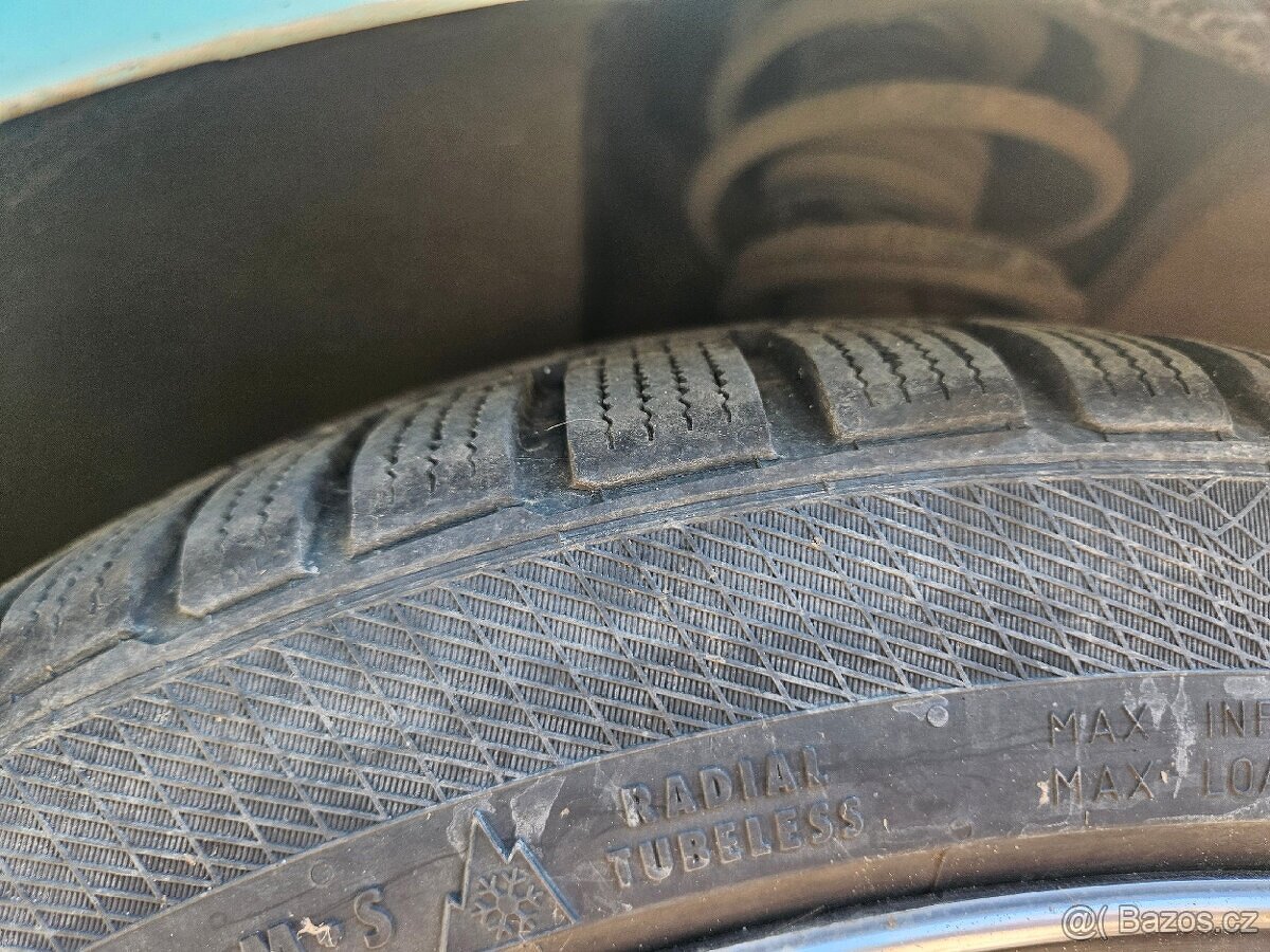 Krásná kola R18 s chromovým límcem BMW E46 E90 E87 atd. - 8