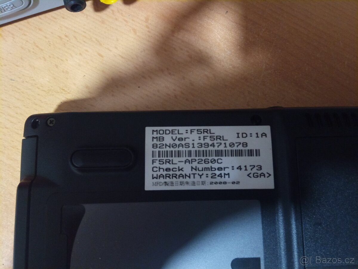 21...Asus F5RL - 8