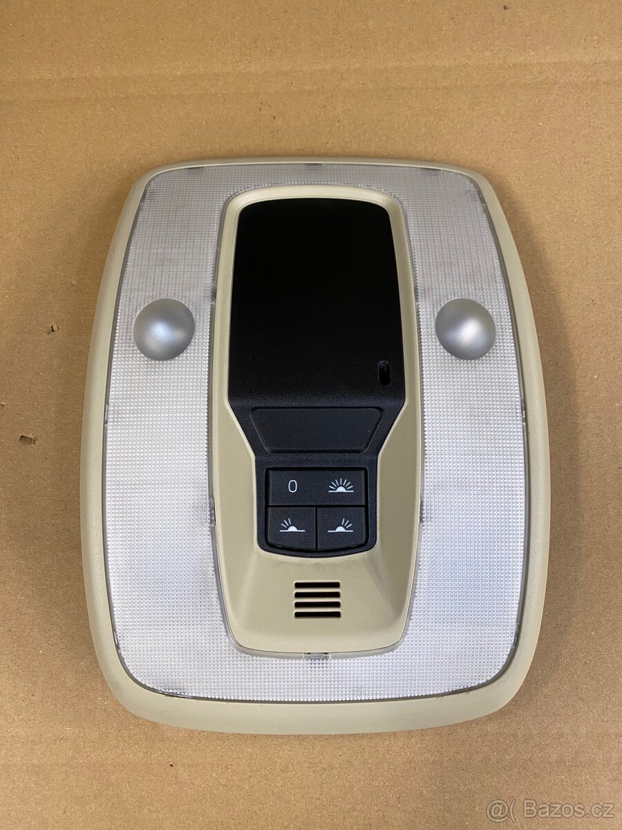 NÁHRADNÍ DÍLY z Volva S80 - 8