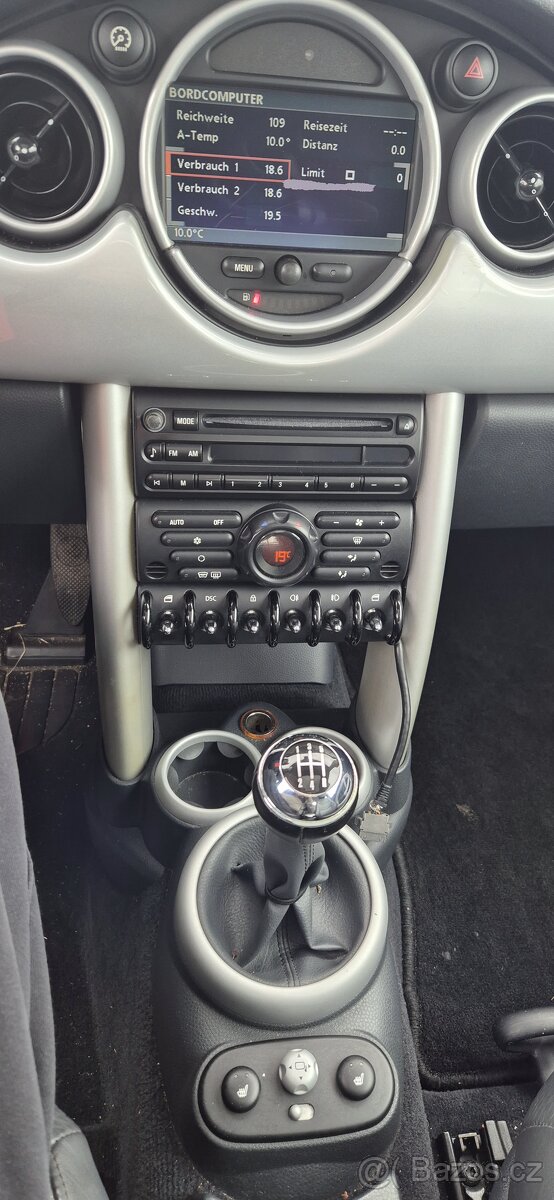 Mini Cooper 1.6i - 8