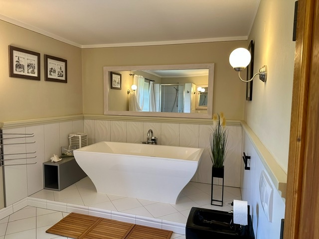 Objekt bývalého statku Český Krumlov, 5 km stranou - 8