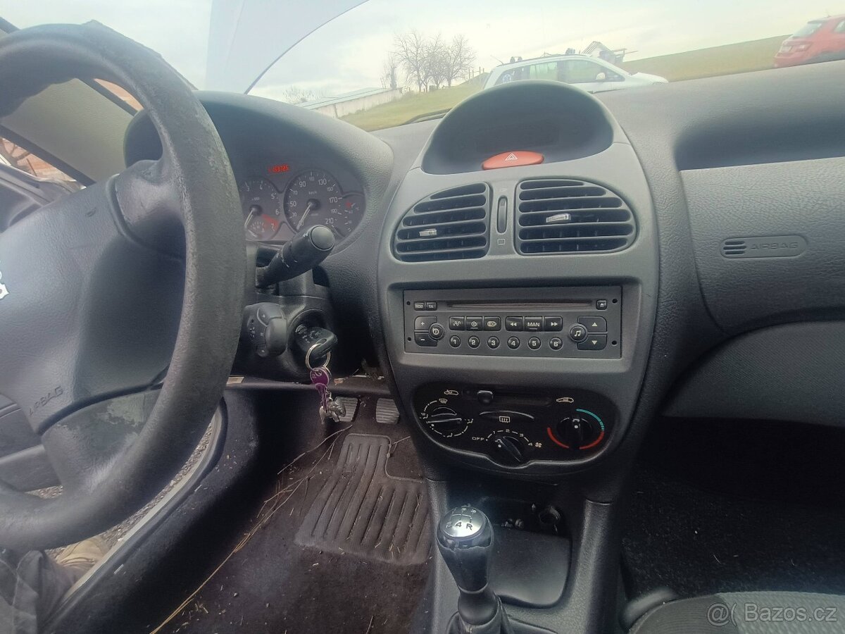 Peugeot 206cc - 8