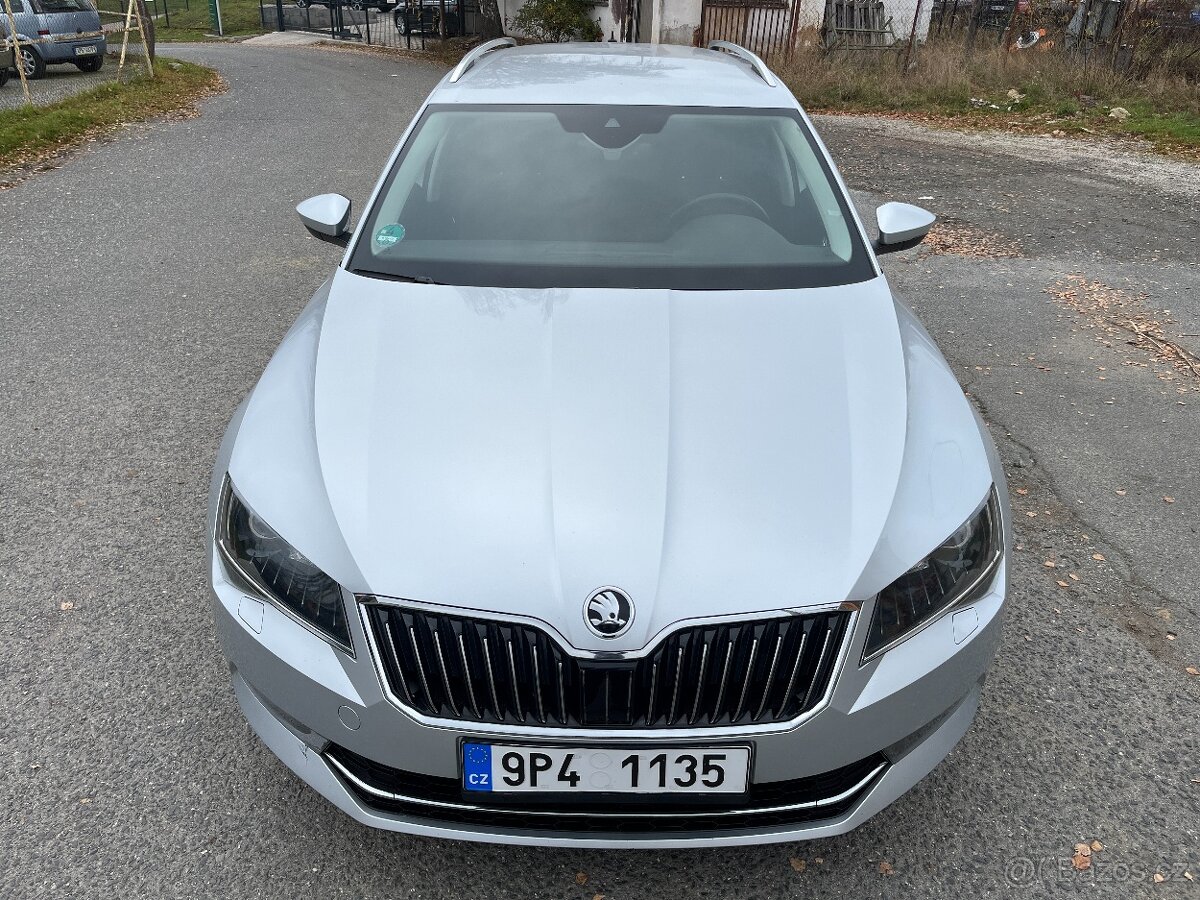 Škoda Superb 2.0tdi 140kw manuál po servisu nehavarované - 8
