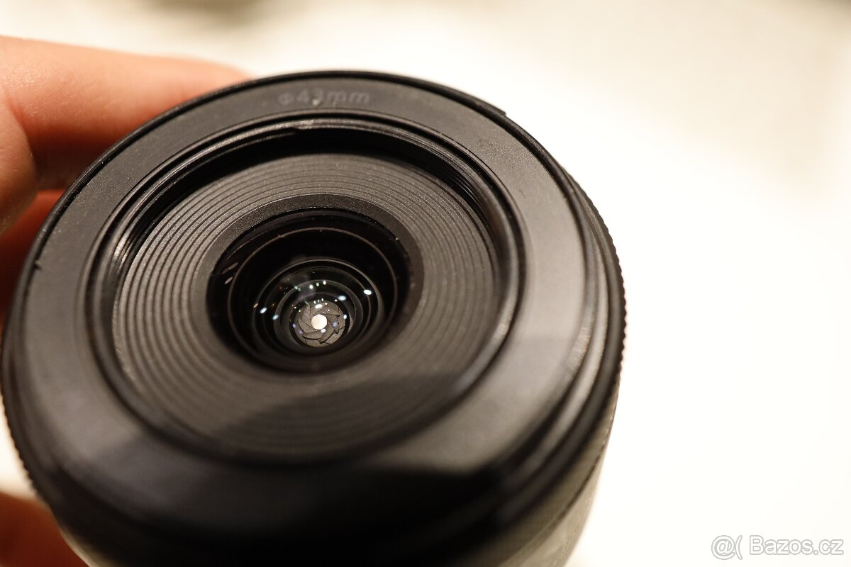 Canon RF 16 mm F2.8 STM - 8