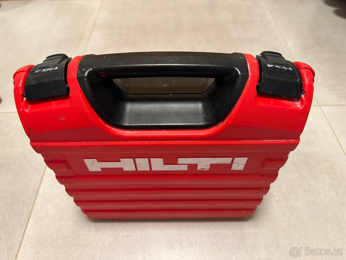 HILTI AKU VRTACÍ ŠROUBOVÁK S PŘÍKLEPEM - 8