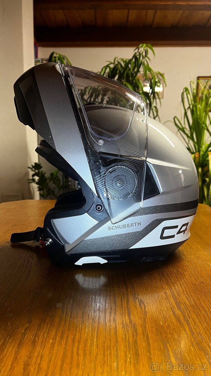 Helma (přilba) Schuberth C4 s Interkomem - 8