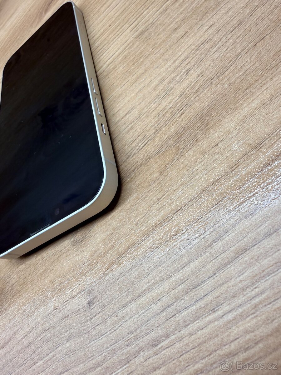 Apple iPhone 13 (128gb) bílý - 8