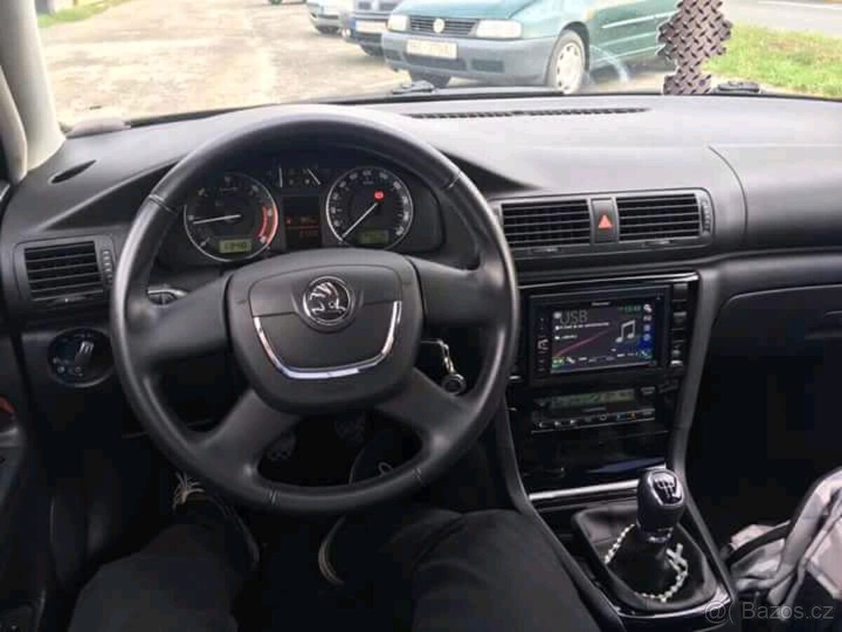 SKODA LOGO ZNAK DO VOLANTU - 8