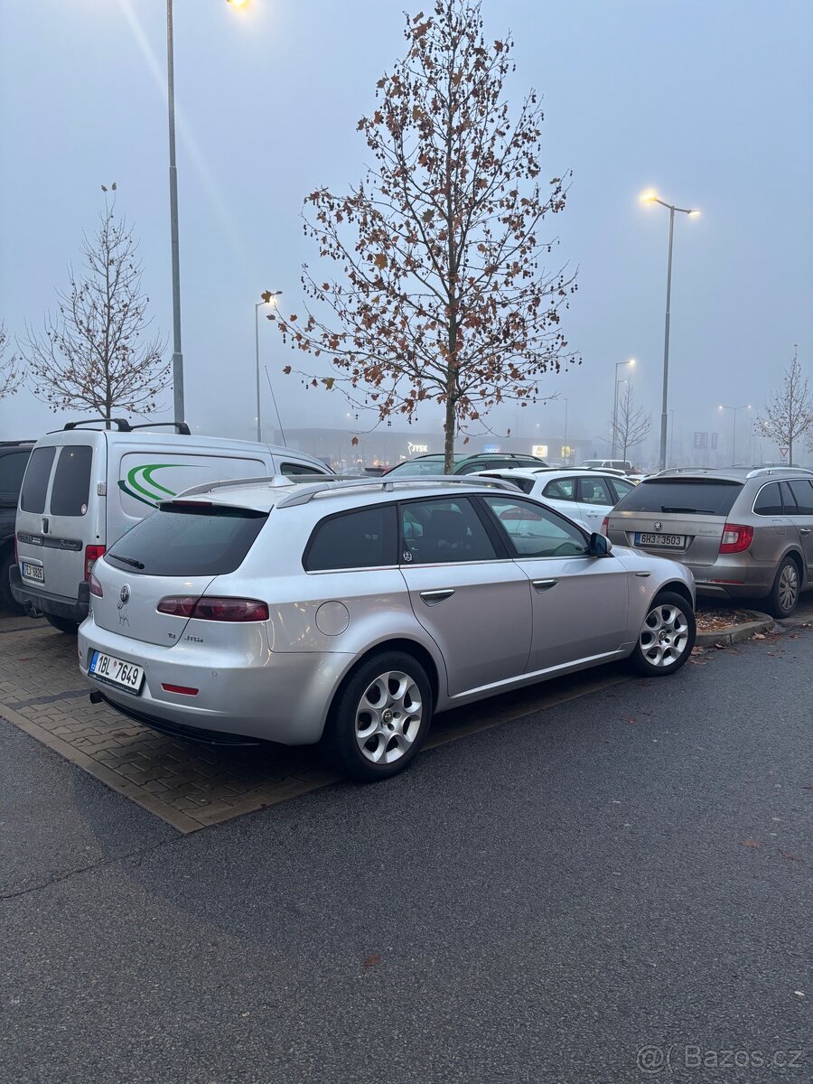 Alfa Romeo 159 sportwagon - 8