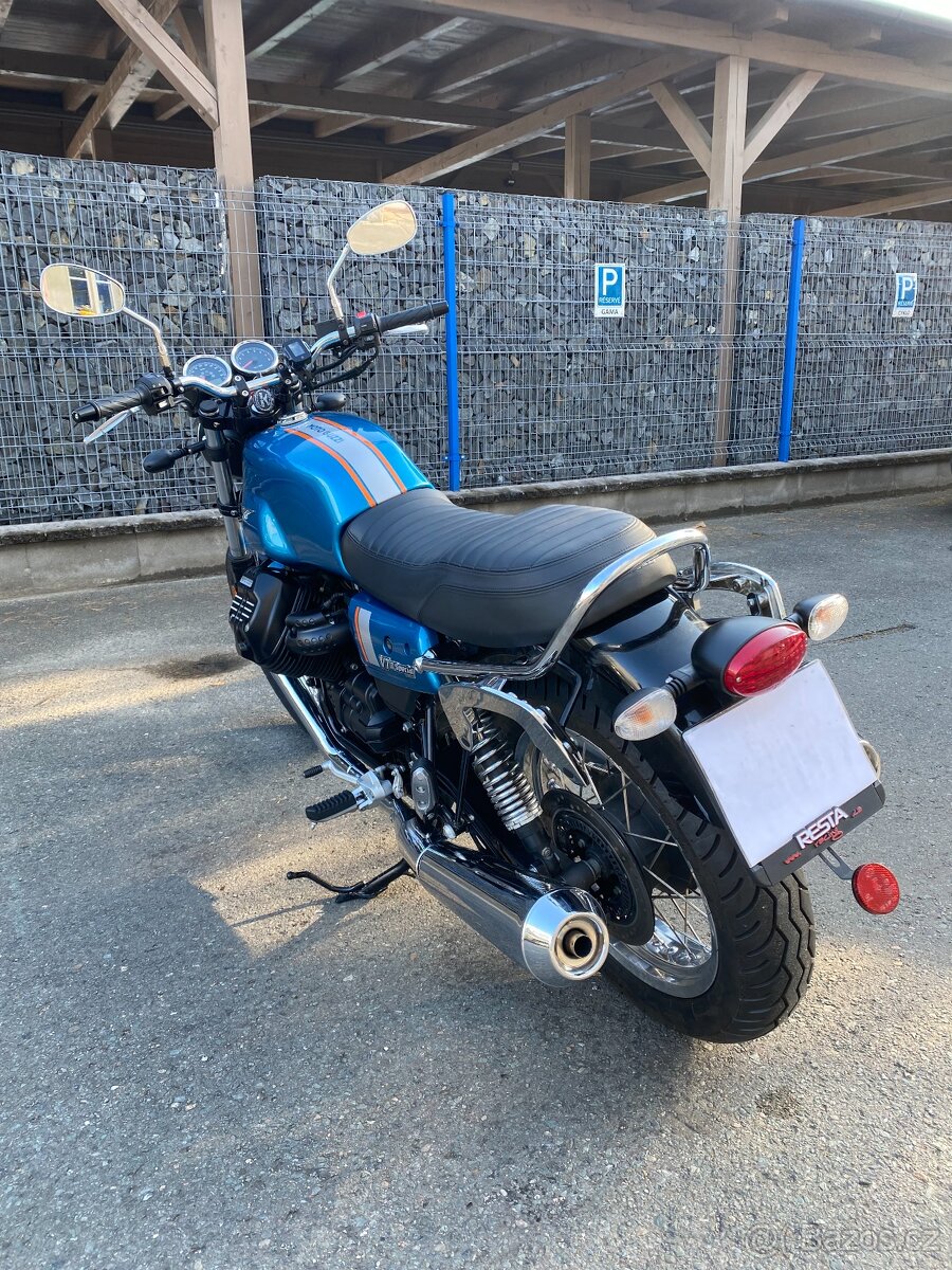 Moto Guzzi V7 III SPECIAL - 8