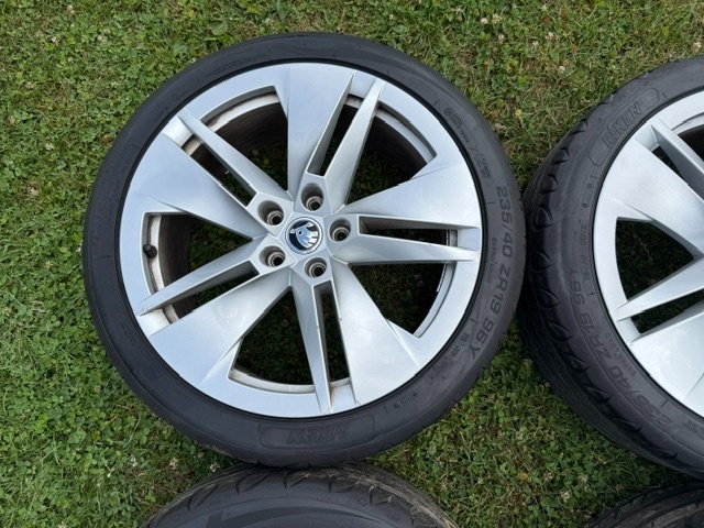 Alu kola letní r19 - 8