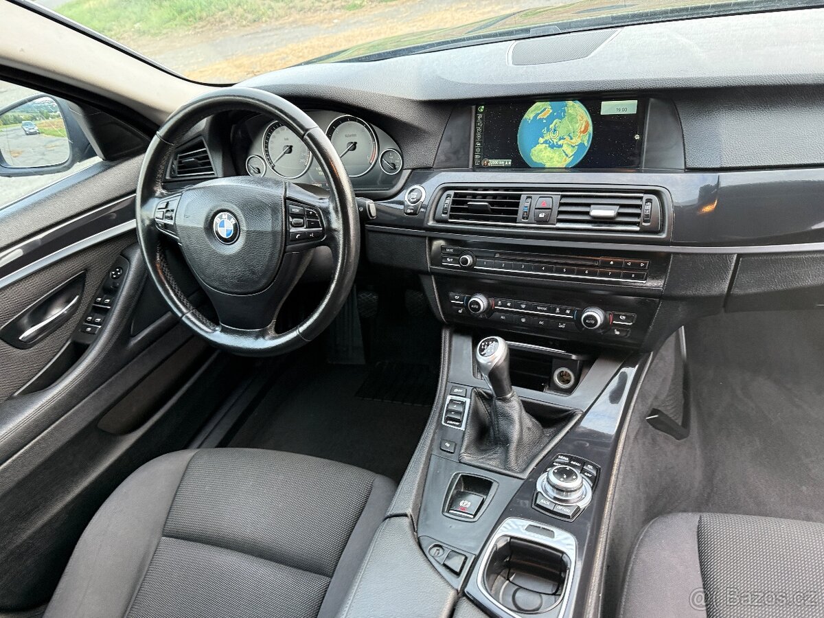 P: BMW 520d F11 Touring 135kw 2012 M-paket - 8