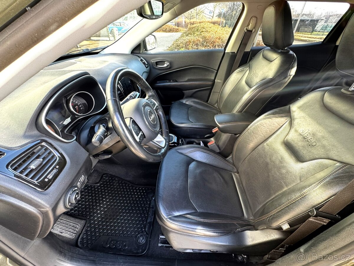 Jeep Compass MultiAir 1.4l z roku 2019 - 8