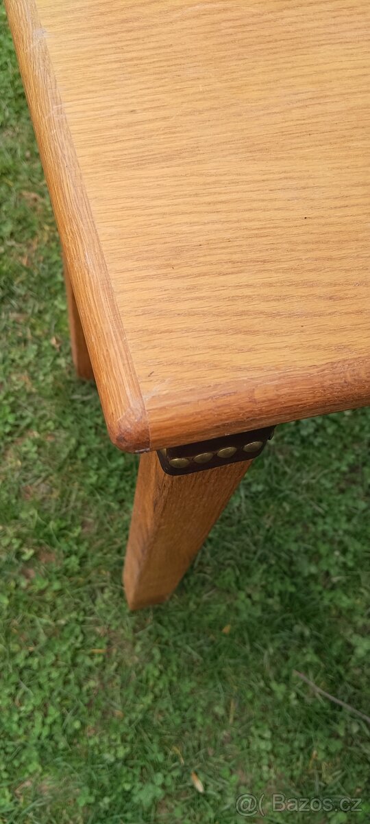 Dubový stolek - 8