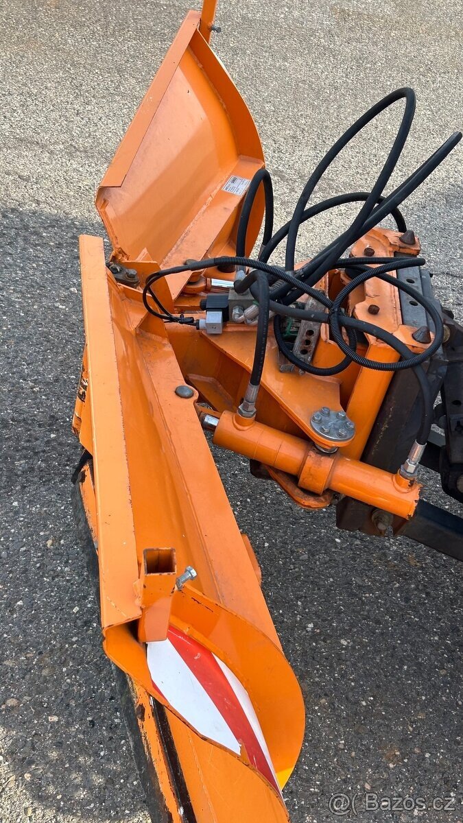 Radlice: Komunální radlice na sníh Multicar - 8